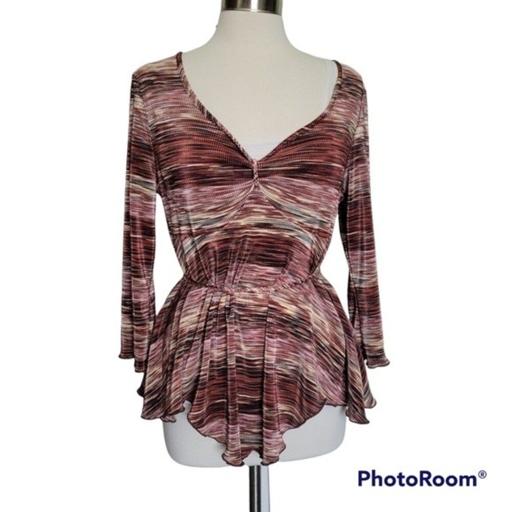 j.t.b Textured Striped VNeck Top - XL